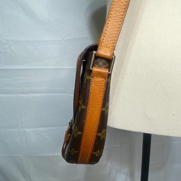 AUTHENTIC LOUIS VUITTON Monogram Chantilly GM - Picture 3 of 16